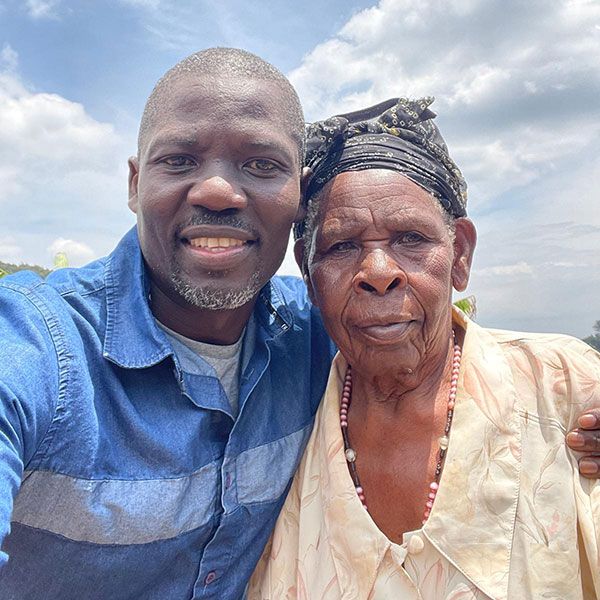 Robert Buziba, founder of Onzako Tours